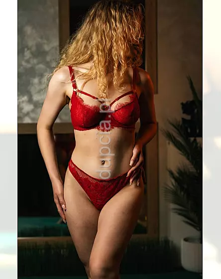 Meri -Blissful Massage